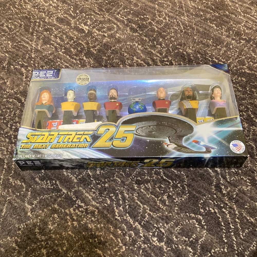 25th anniversary Star Trek pez dispenser kit